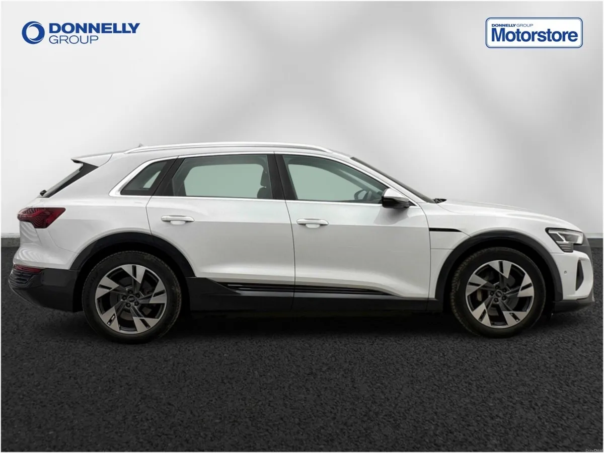 Audi Q8 E-Tron Estate Sport - Image 2