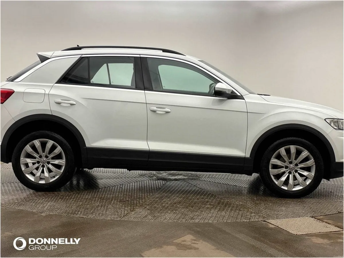 Volkswagen T-roc Hatchback SE - Image 4