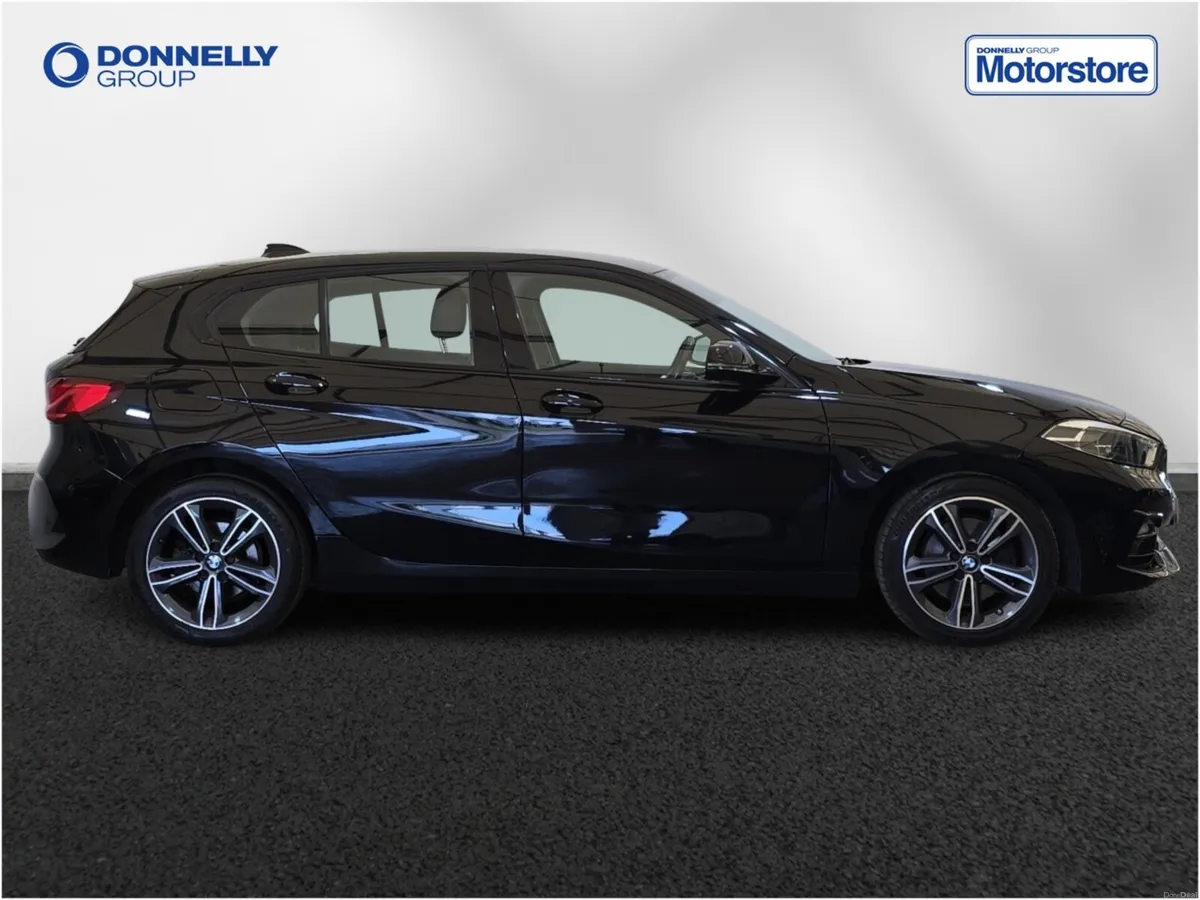 BMW 1 Series Hatchback Sport - Image 3
