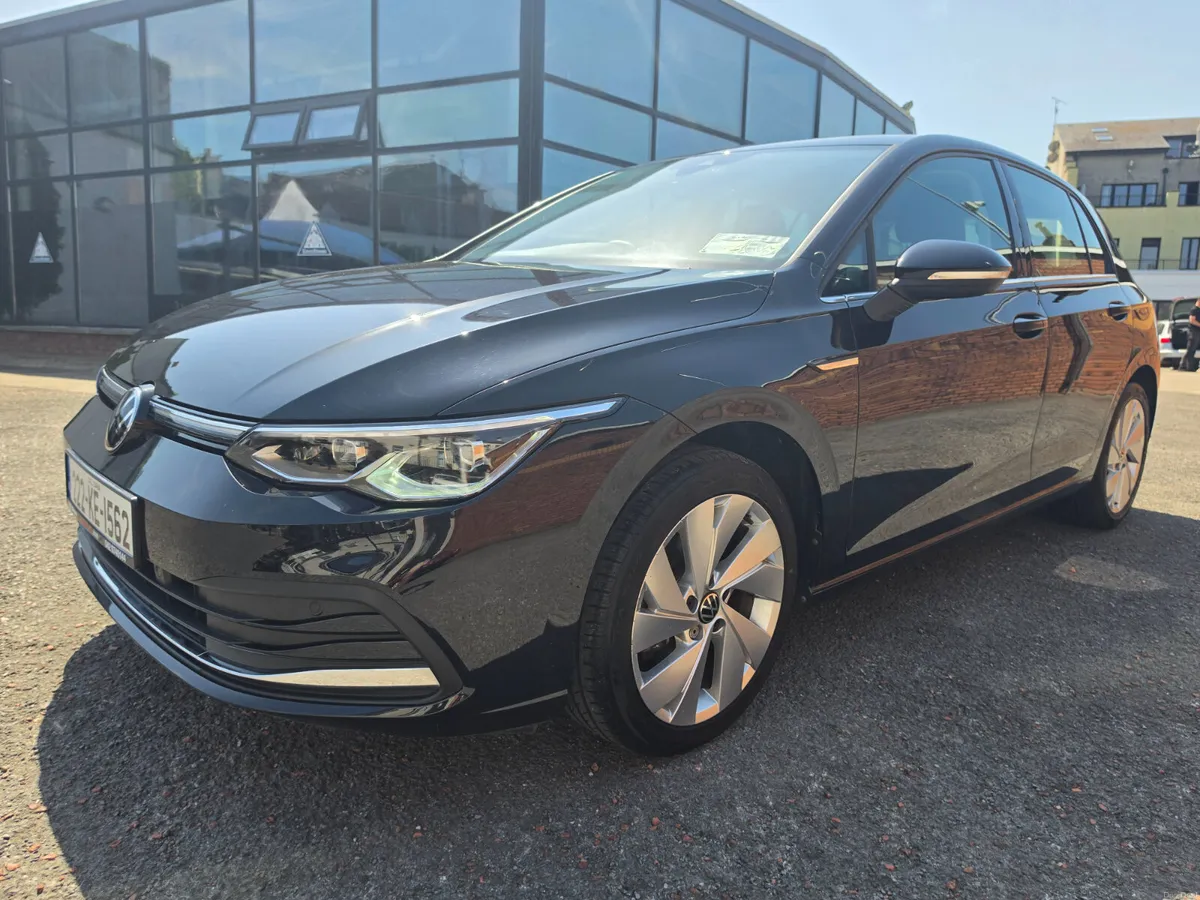 Low Mileage Volkswagen Golf Style 1.5 130HP (222) - Image 3