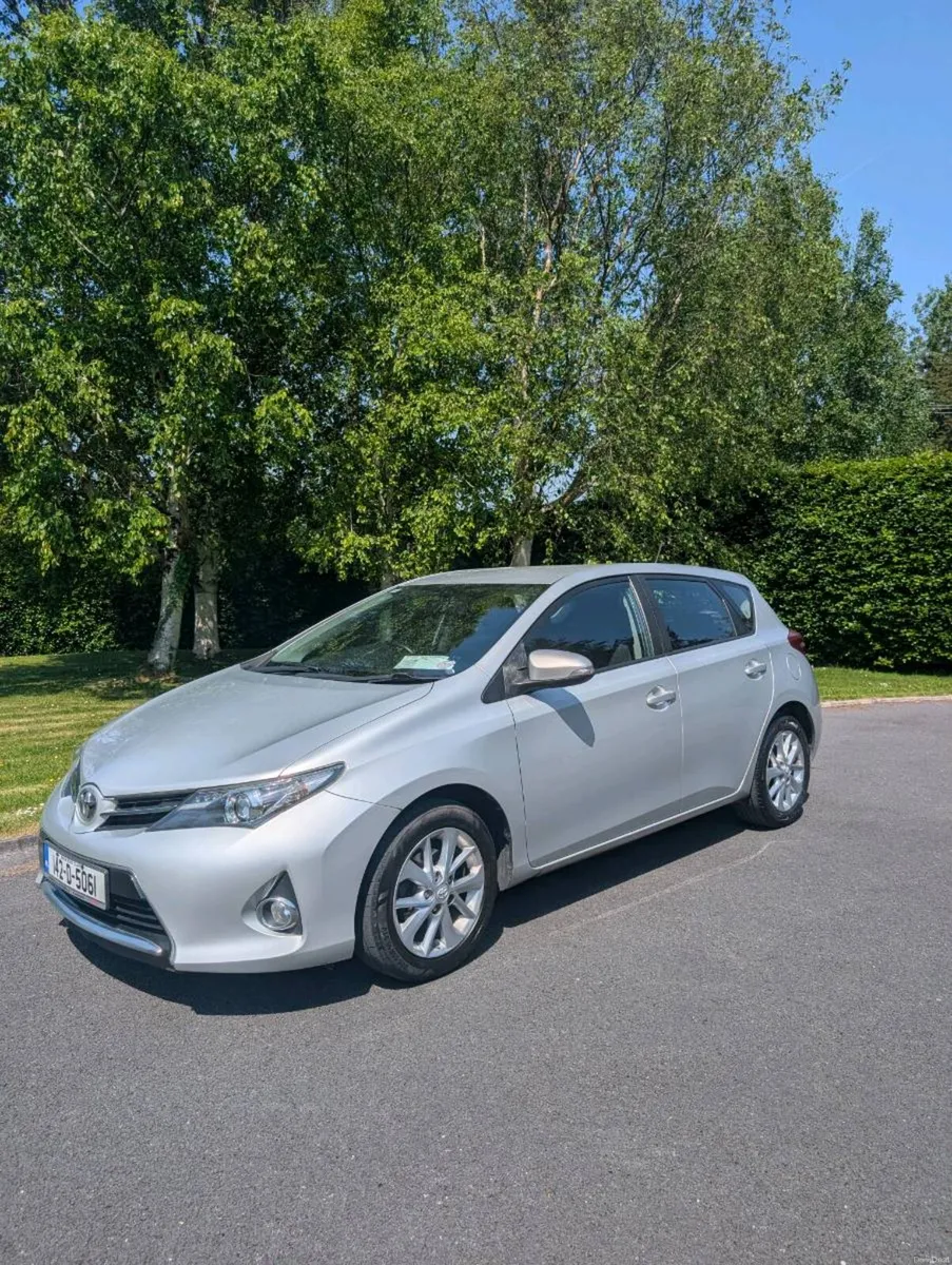 Toyota Auris Aura 142 - Image 1