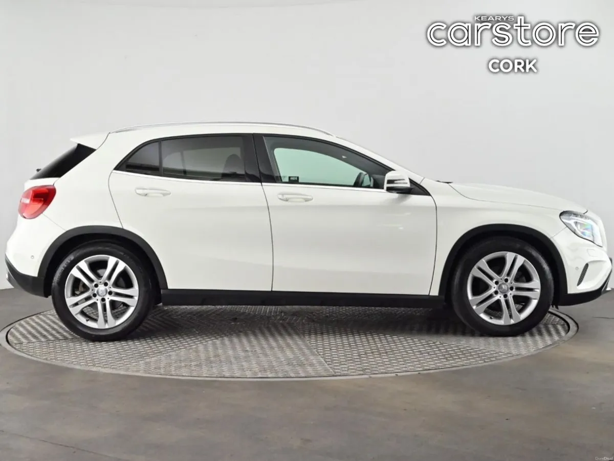 Mercedes-Benz GLA 1.6 Auto - Image 2