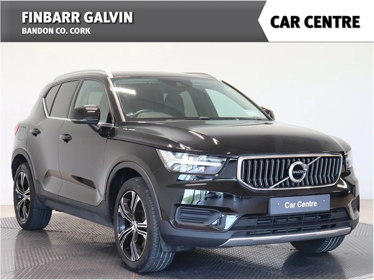 Volvo XC40 INSCRIPTION T4 RECHARGE AUTO - Image 1