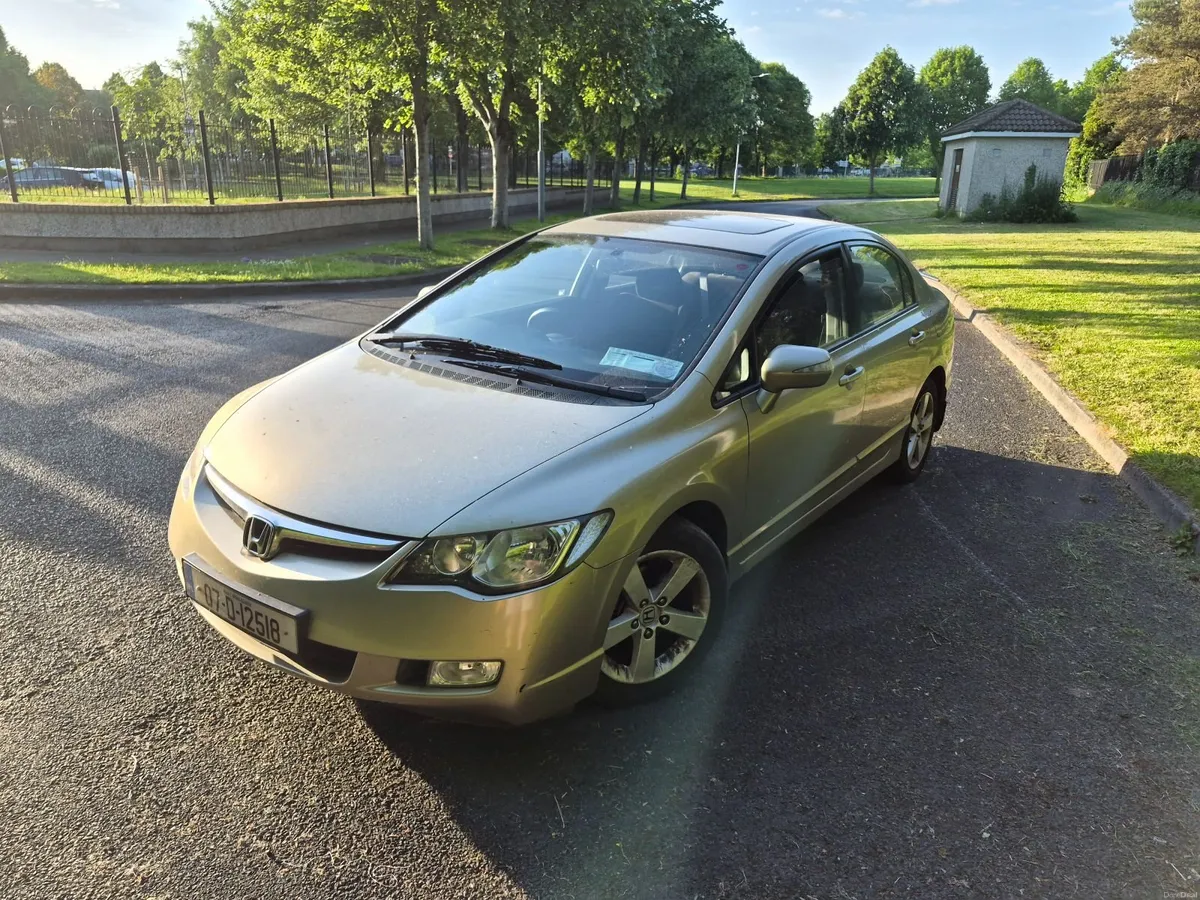 Honda Civic 2007 - Image 1