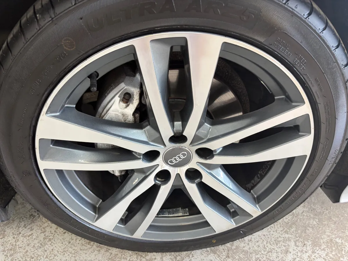 Audi A6 2020. 40TDI  S TRONIC  S/LINE - Image 2