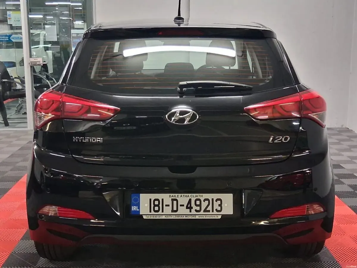 2018 Hyundai i20 AUTOMATIC - Image 4