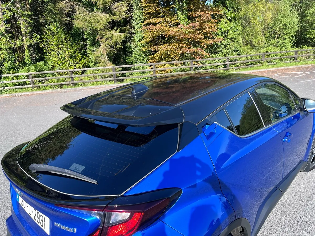 Car - Image 6