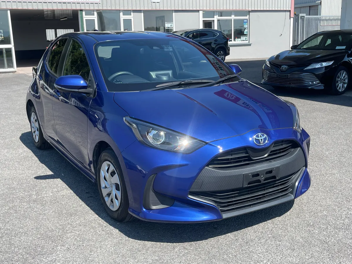 2022-2 Toyota Yaris - Image 1