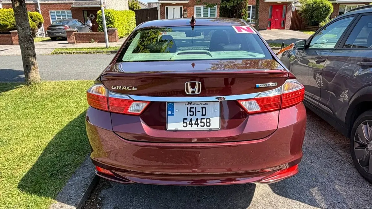 Honda Grace 2015 Automatic Fresh NCT - Image 2