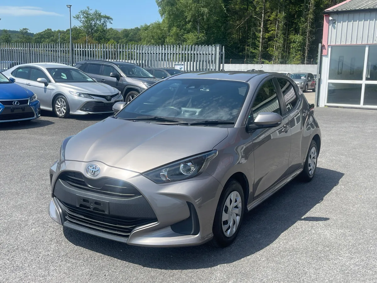 2022-2 Toyota Yaris - Image 3