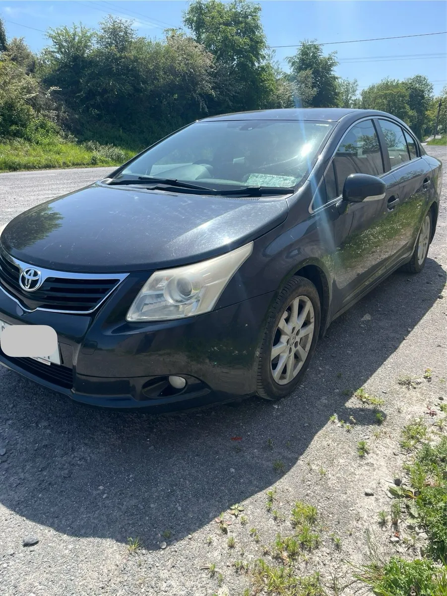 Toyota Avensis - Image 1