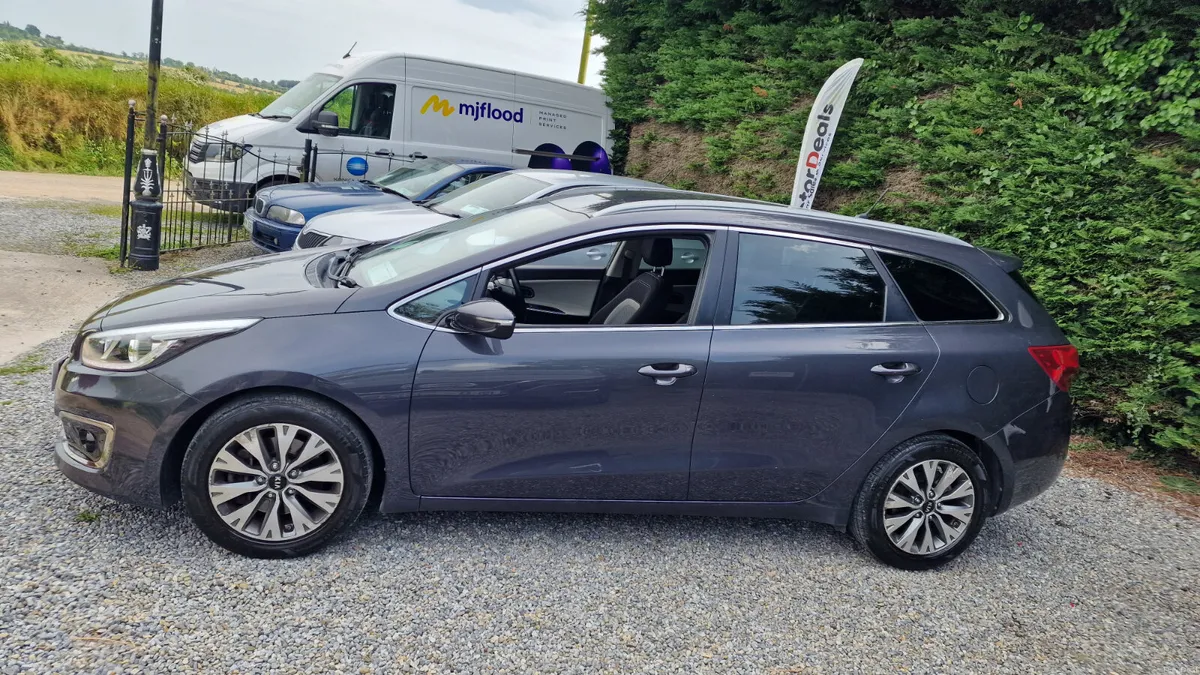 Kia Ceed 2016 1.6 Diesel Low Mileage! - Image 3