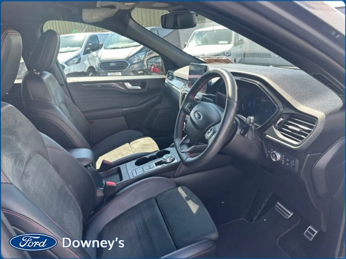 Ford Kuga 2.5  PHEV ST-Line Auto - Image 2