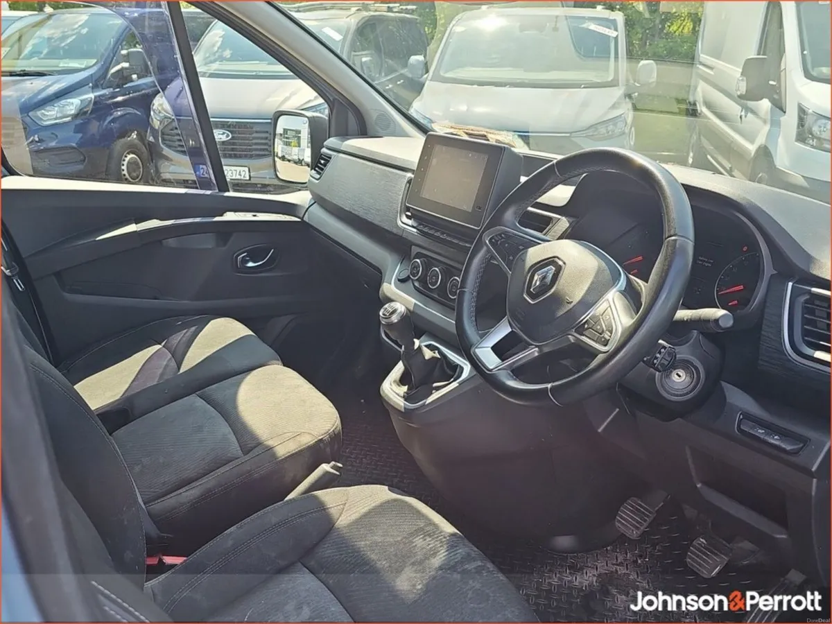 Renault Trafic Sport 130 - Image 3