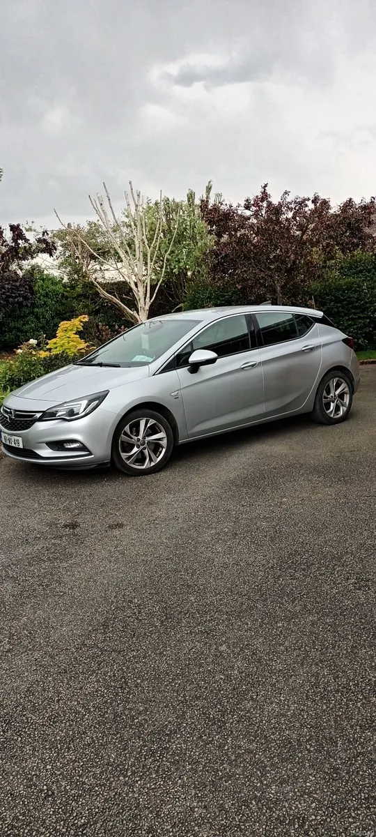 Opel Astra 2016 - Image 2