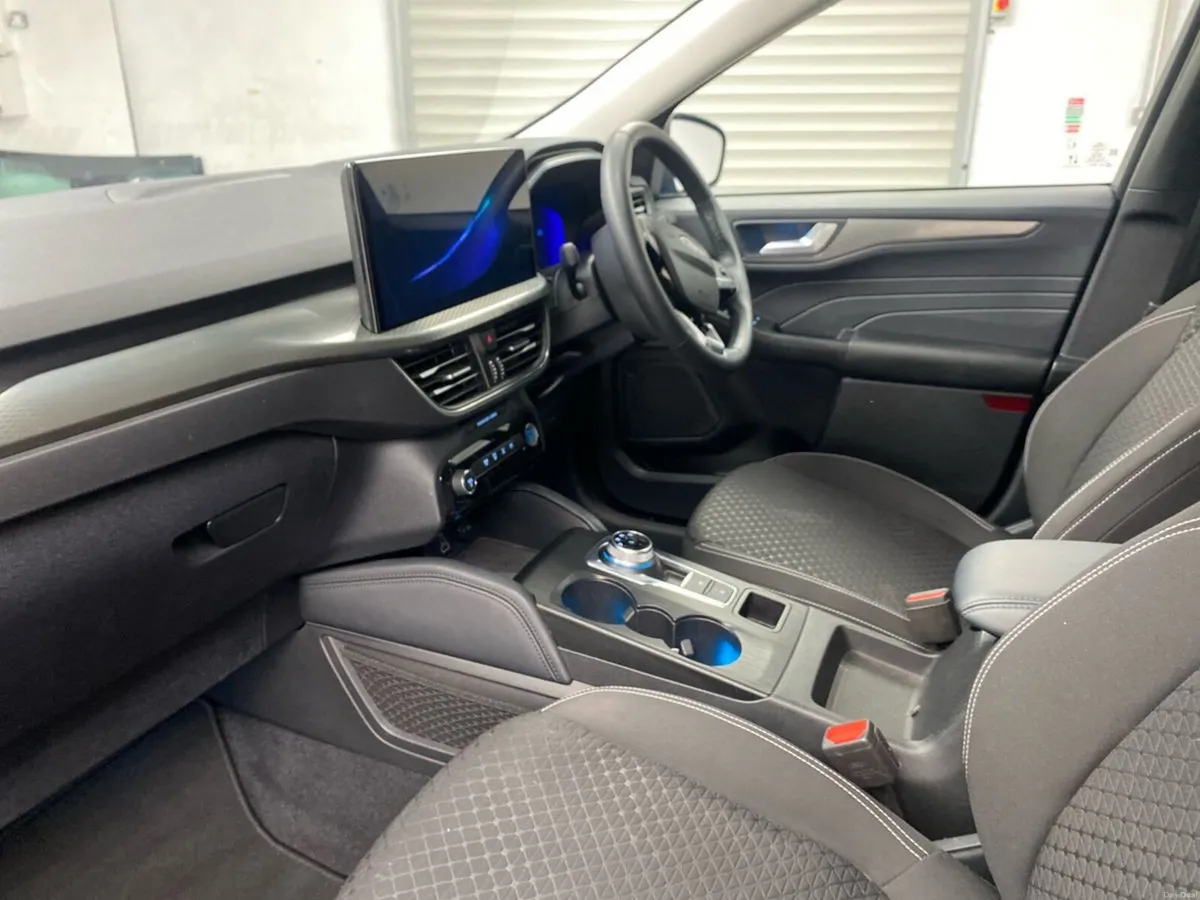 Ford Kuga 2.5 Duratec, PHEV, Titanium. - Image 3
