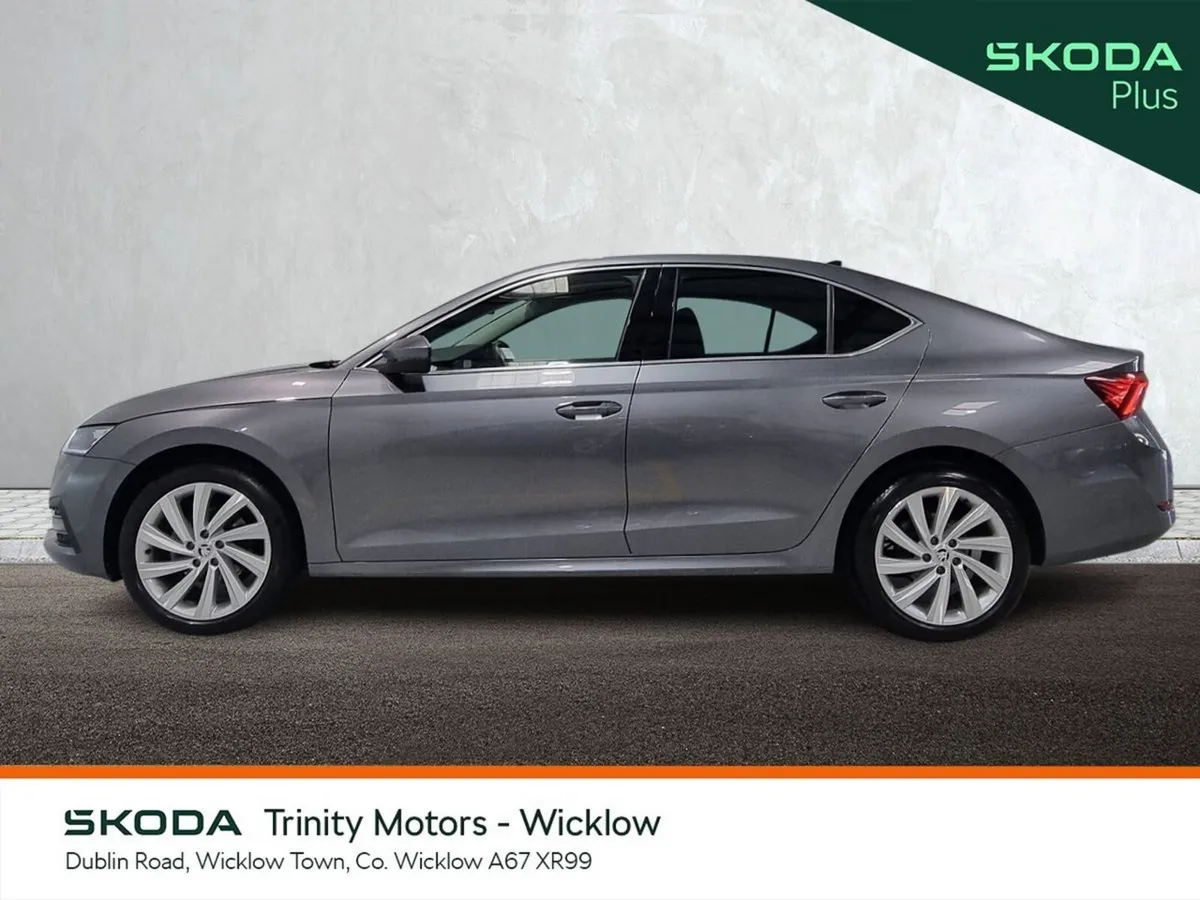 Skoda Octavia ** BEST VALUE ** DSG - AUTOMATIC ** - Image 6