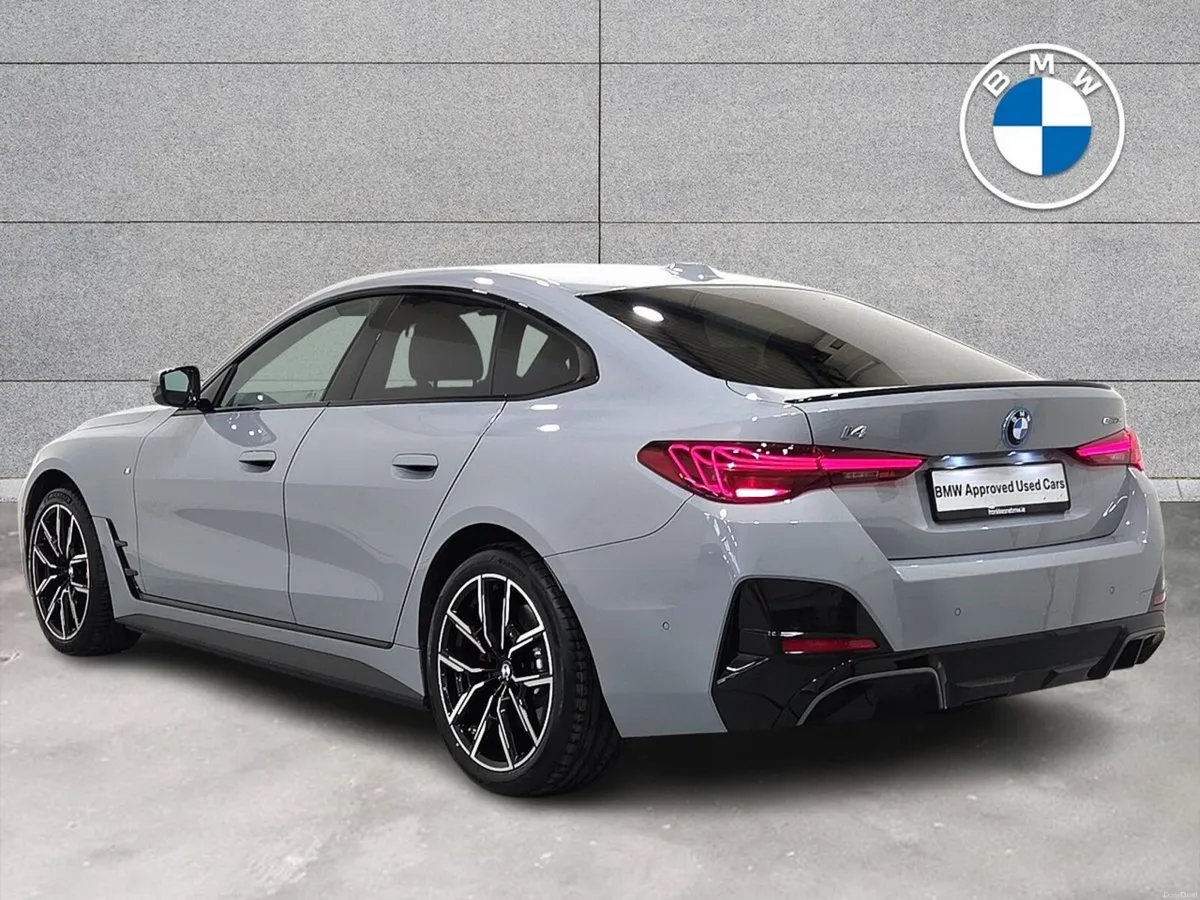 BMW i4 eDrive35 M Sport - Image 3