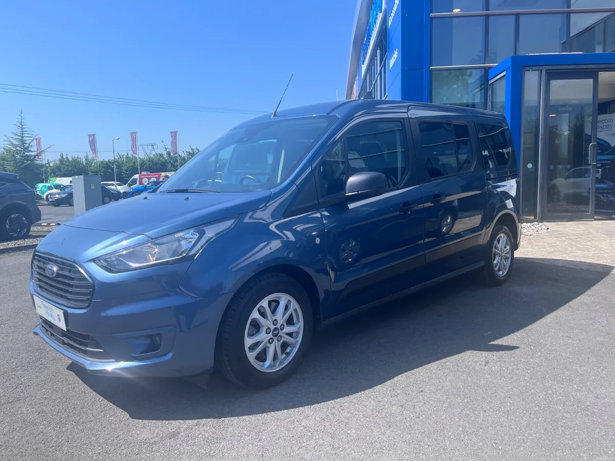 Ford Tourneo Connect 2021, Wheelchair Accessible - Image 3