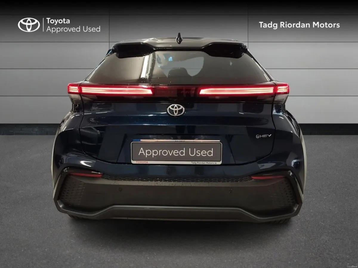 Toyota C-HR HYBRID SOL - Image 4