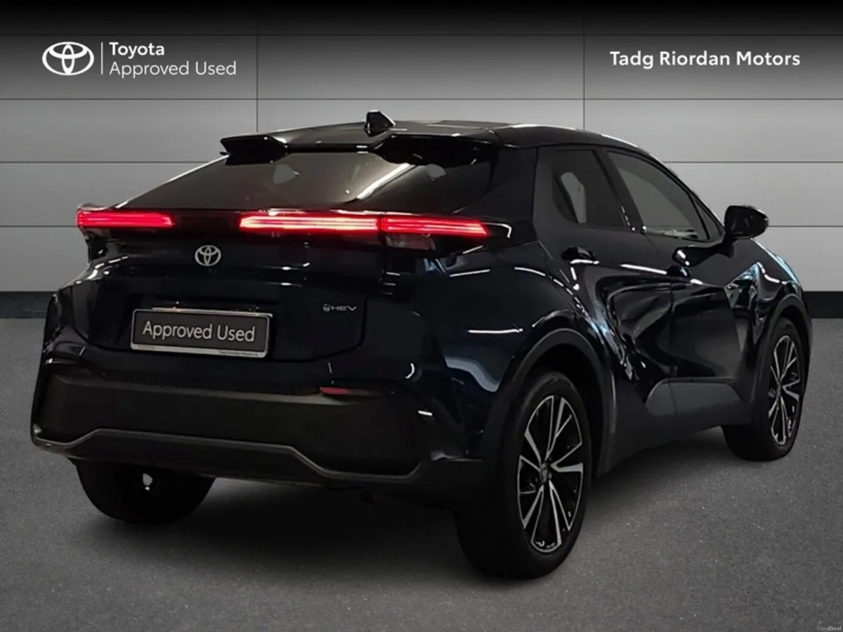 Toyota C-HR HYBRID SOL - Image 2
