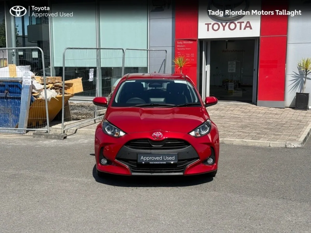 Toyota Yaris HYBRID 1.5 LUNA 115hp *** 1 OWNER FRO - Image 4