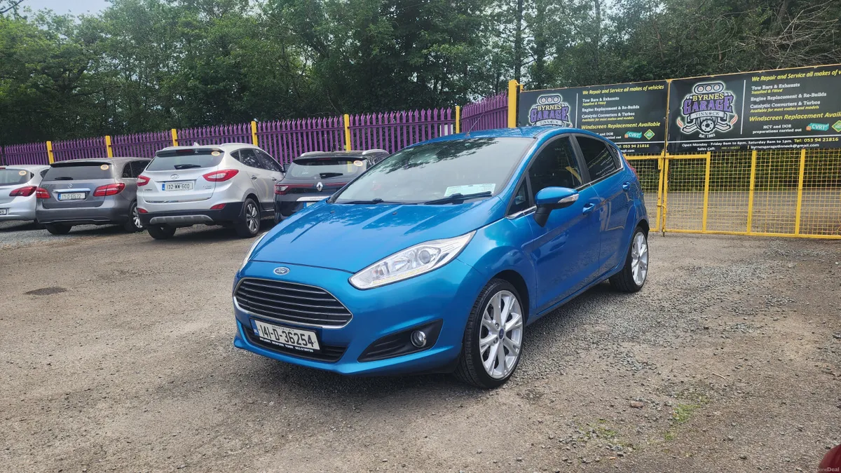 2014 Ford Fiesta Zetec 1.0 EcoBoost – High Spec - Image 4