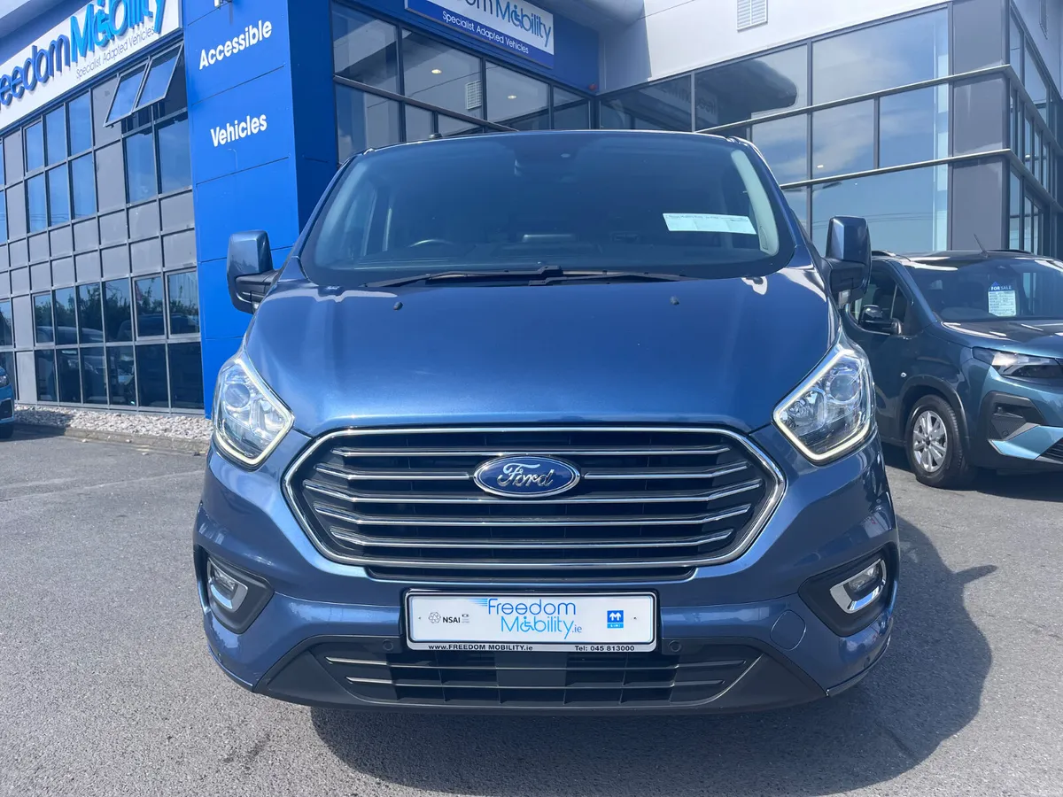 2019 Ford Tourneo Custom WAV - Image 2