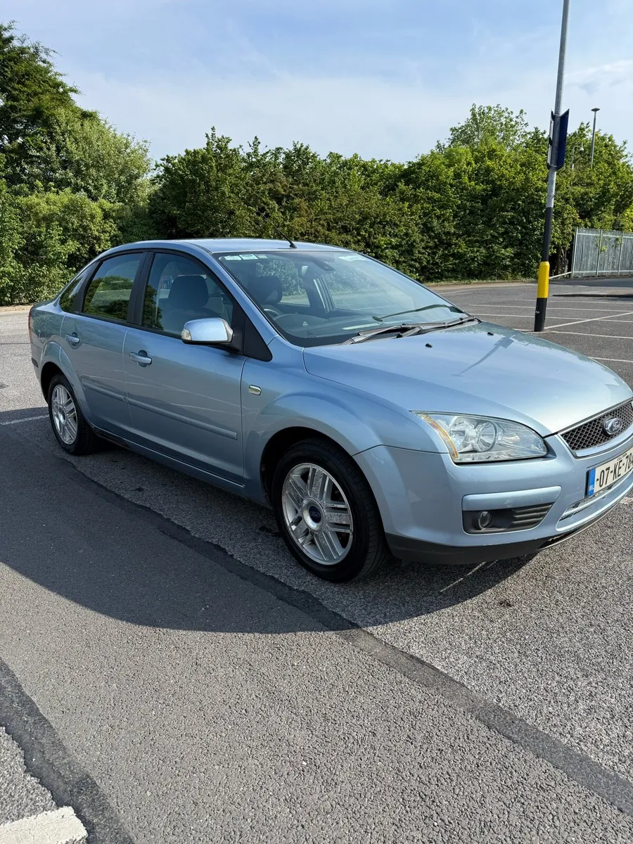 Ford focus 1.6 petrol automatic one owner - Image 1
