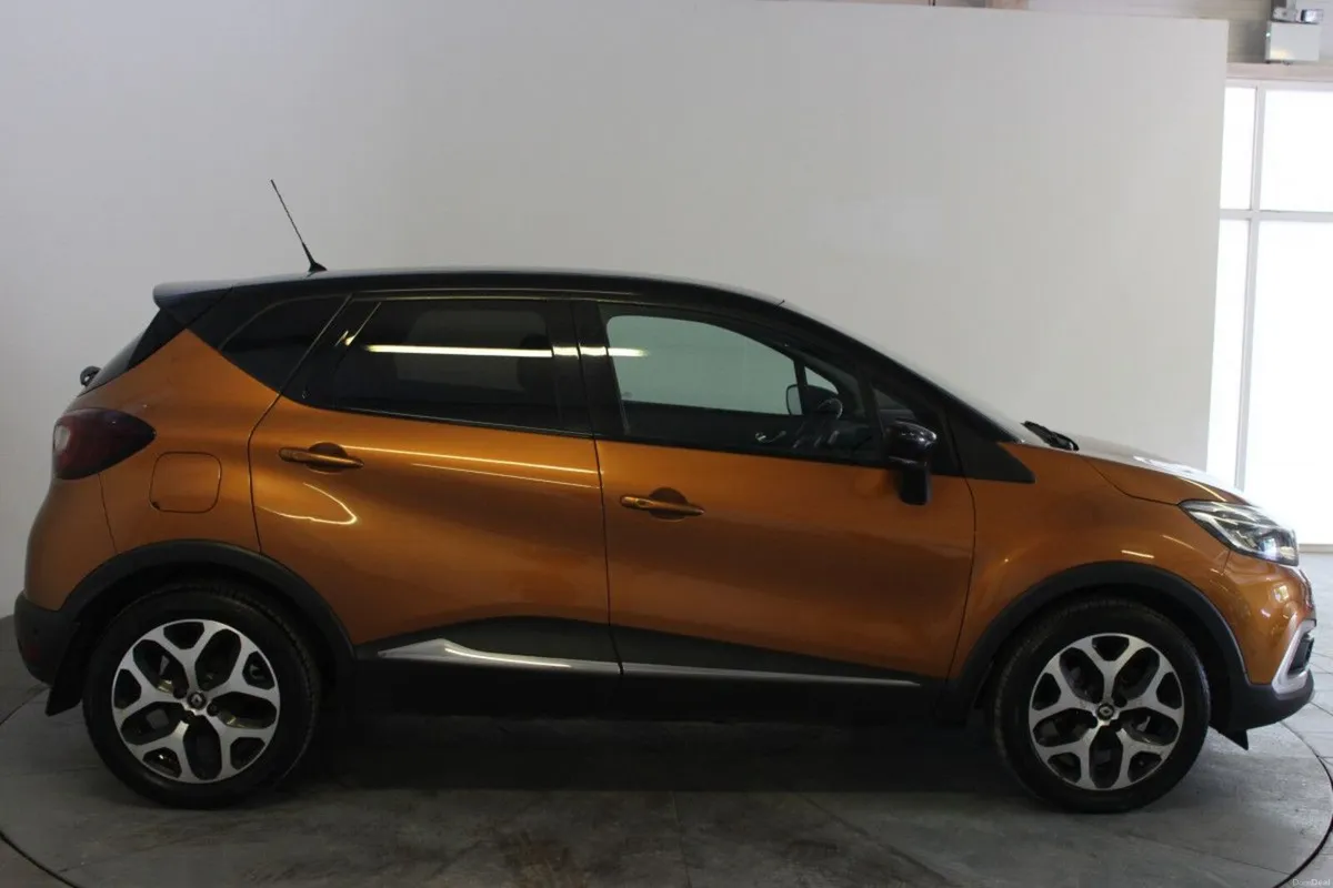 Renault Captur 1.5 dCi 90 GT LINE - Image 2