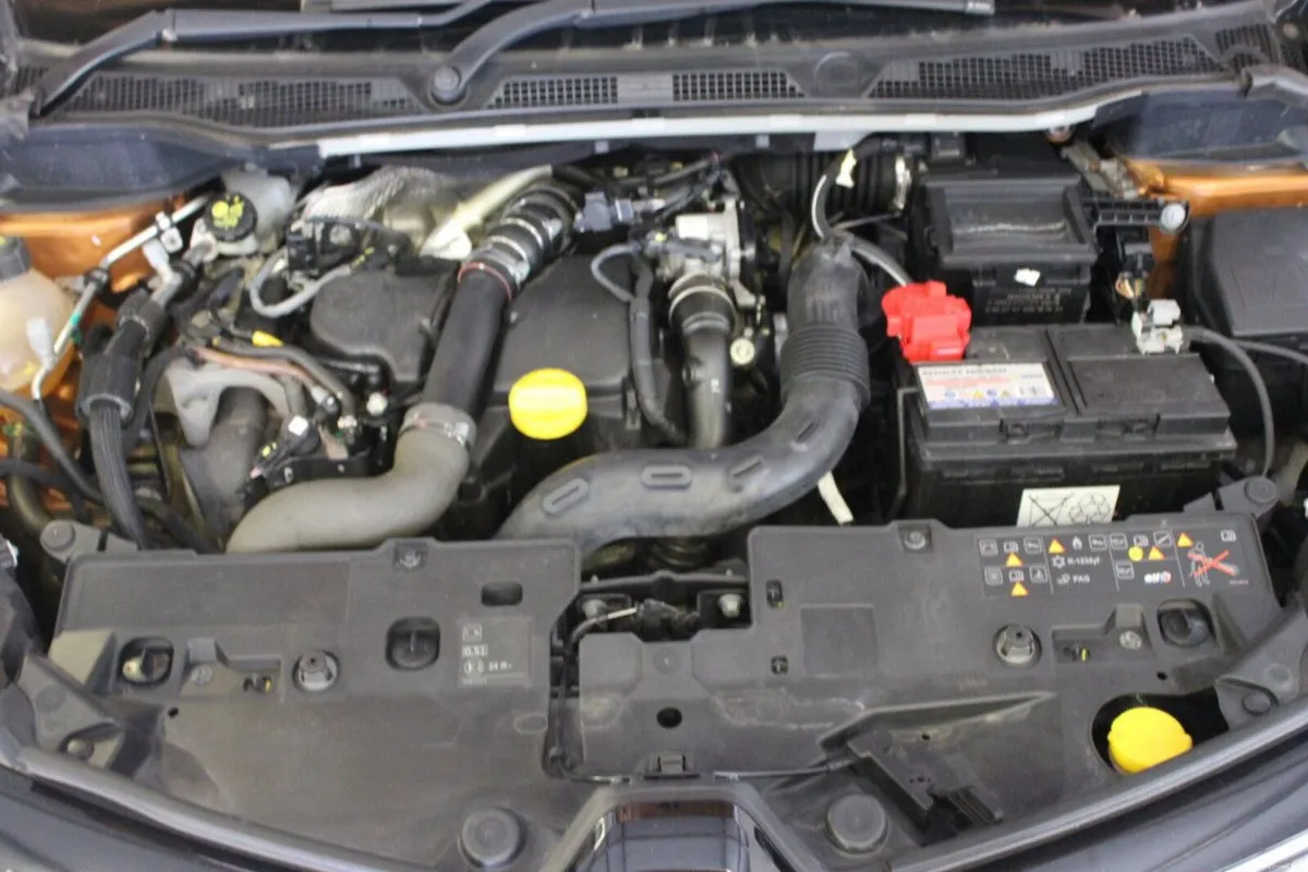 Renault Captur 1.5 dCi 90 GT LINE - Image 4