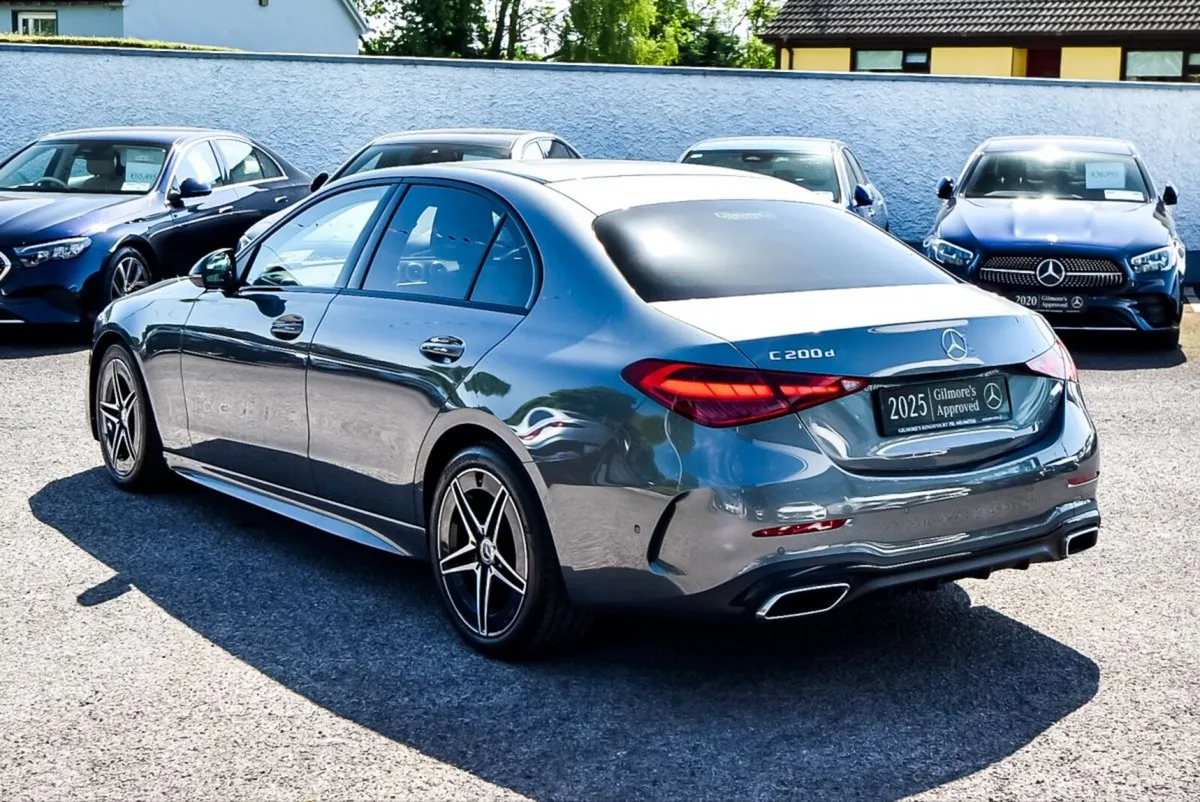 Mercedes-Benz C-Class C200d AMG Night Pack Auto - Image 3