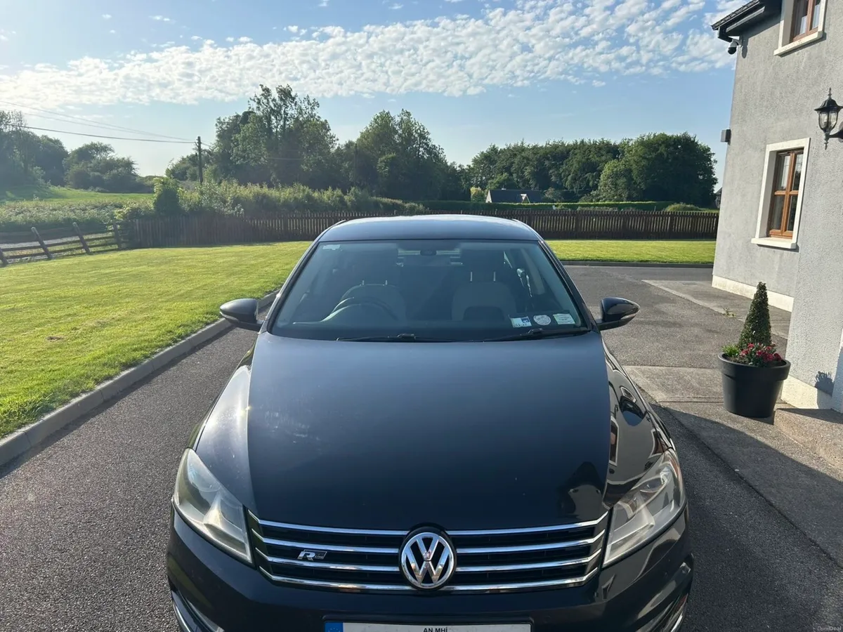 Volkswagen Passat 1.6tdi R-line 2014 - Image 3