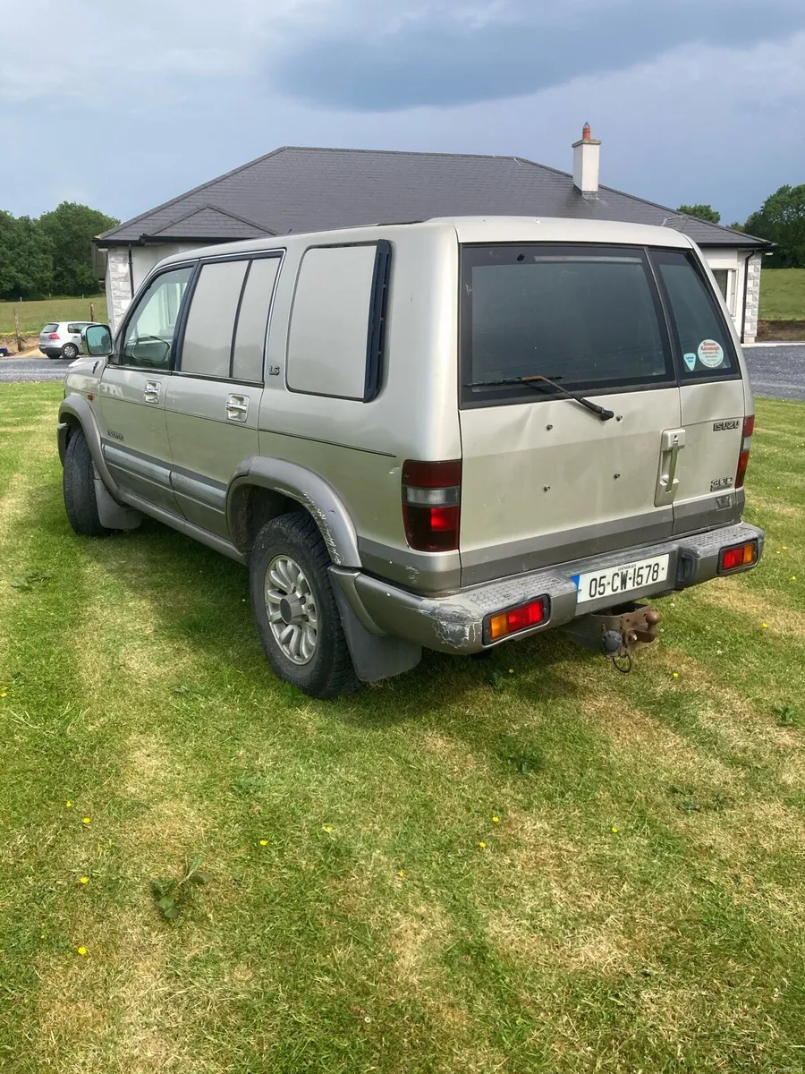Isuzu - Image 3