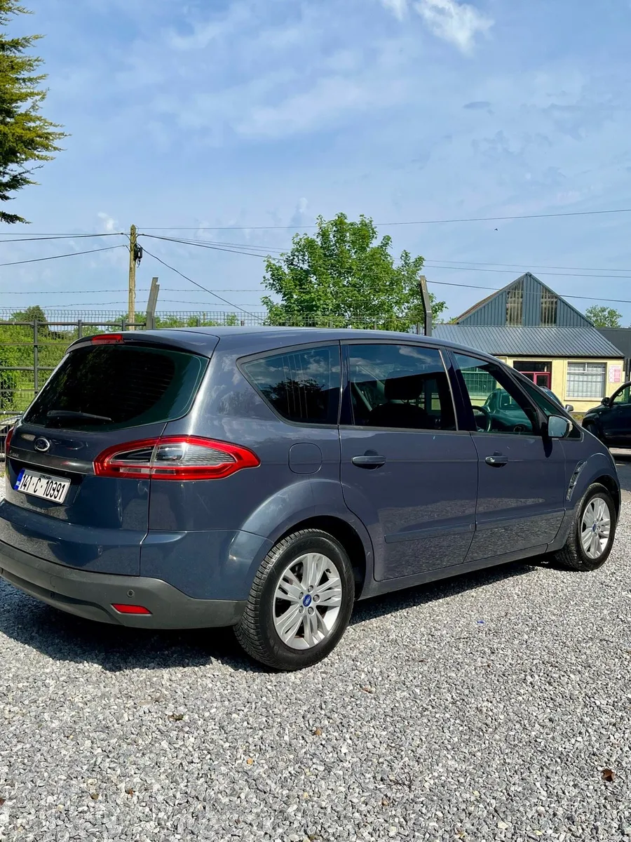 Ford s-max 7 seater mint condition €6250 warranty - Image 2