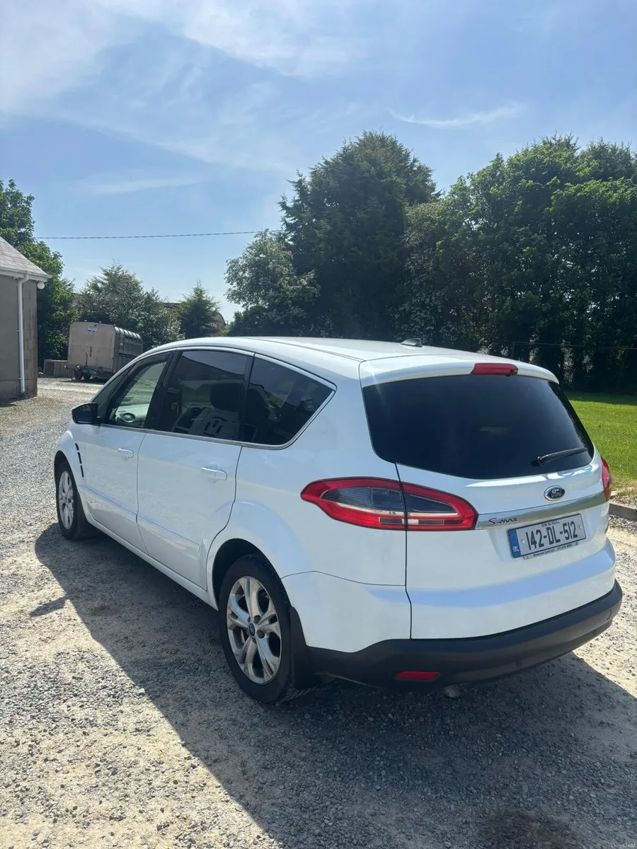 142 Ford S Max 7 Seater - Image 3