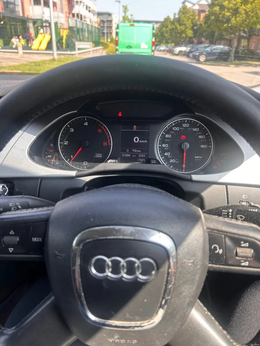 Audi A4 2008 - Image 4