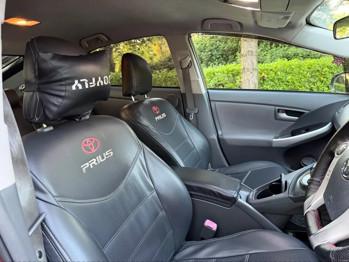 €6,750 2010 Toyota Prius T-Spirit Low Miles - Image 3