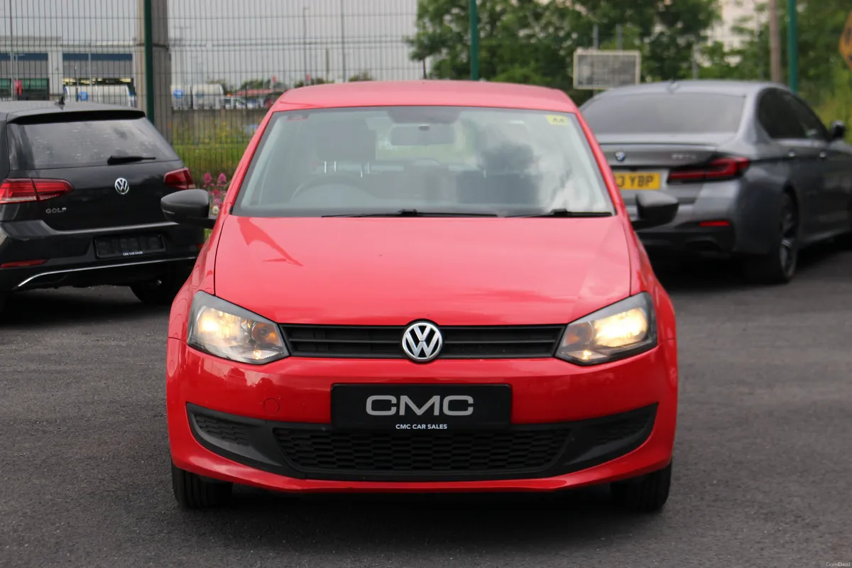 Volkswagen Polo 2014 - Image 2