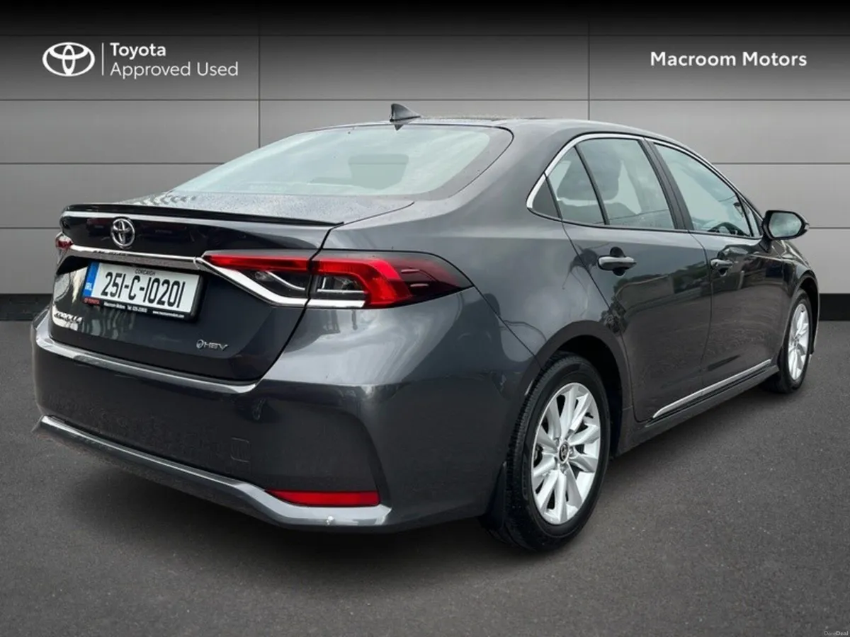 Toyota Corolla COROLLA SALOON LUNA - Image 2