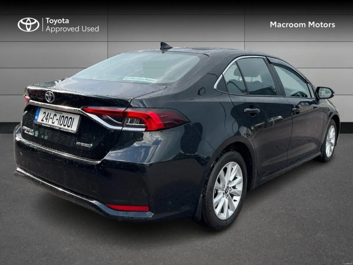 Toyota Corolla LUNA SALOON 4DR AUTO - Image 2