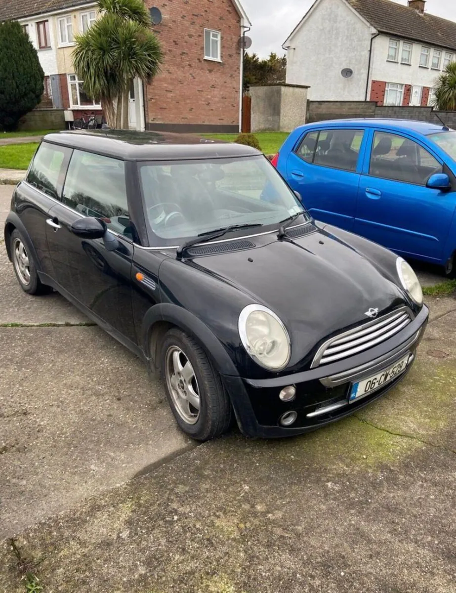 Mini One Hatchback NCT 01/27 - Image 2