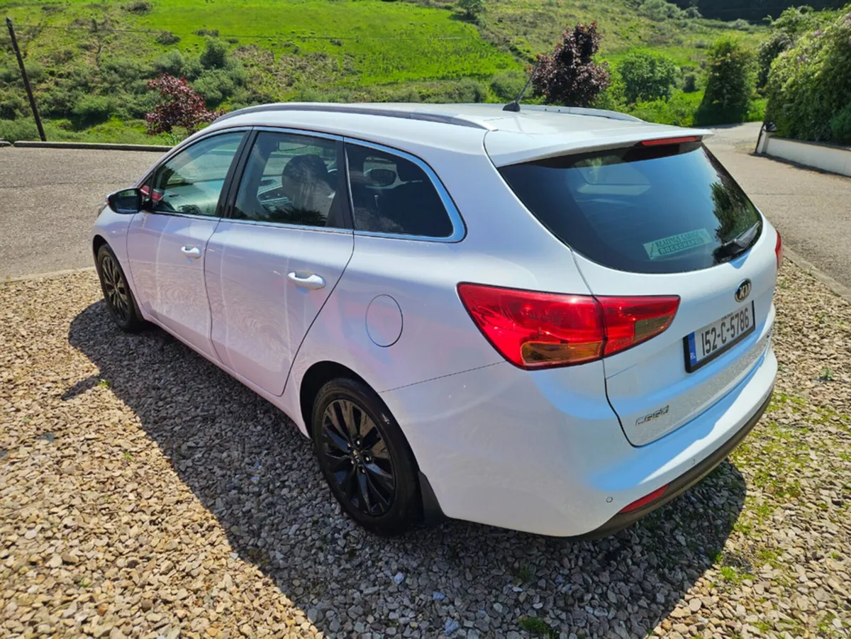 Kia Ceed CEE'D SPORTWAGON 1.6 5DR EX - Image 4