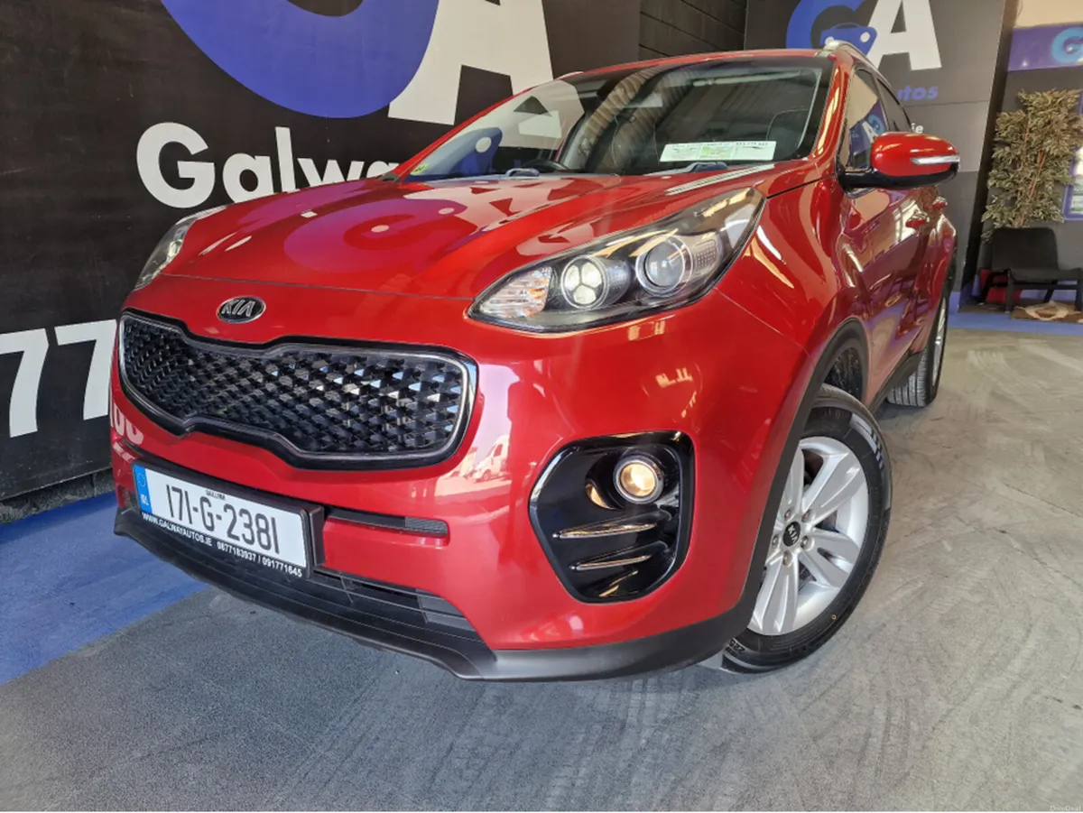 Kia Sportage ** LOW MILAGE, REVERSING CAMERA, SAT - Image 1