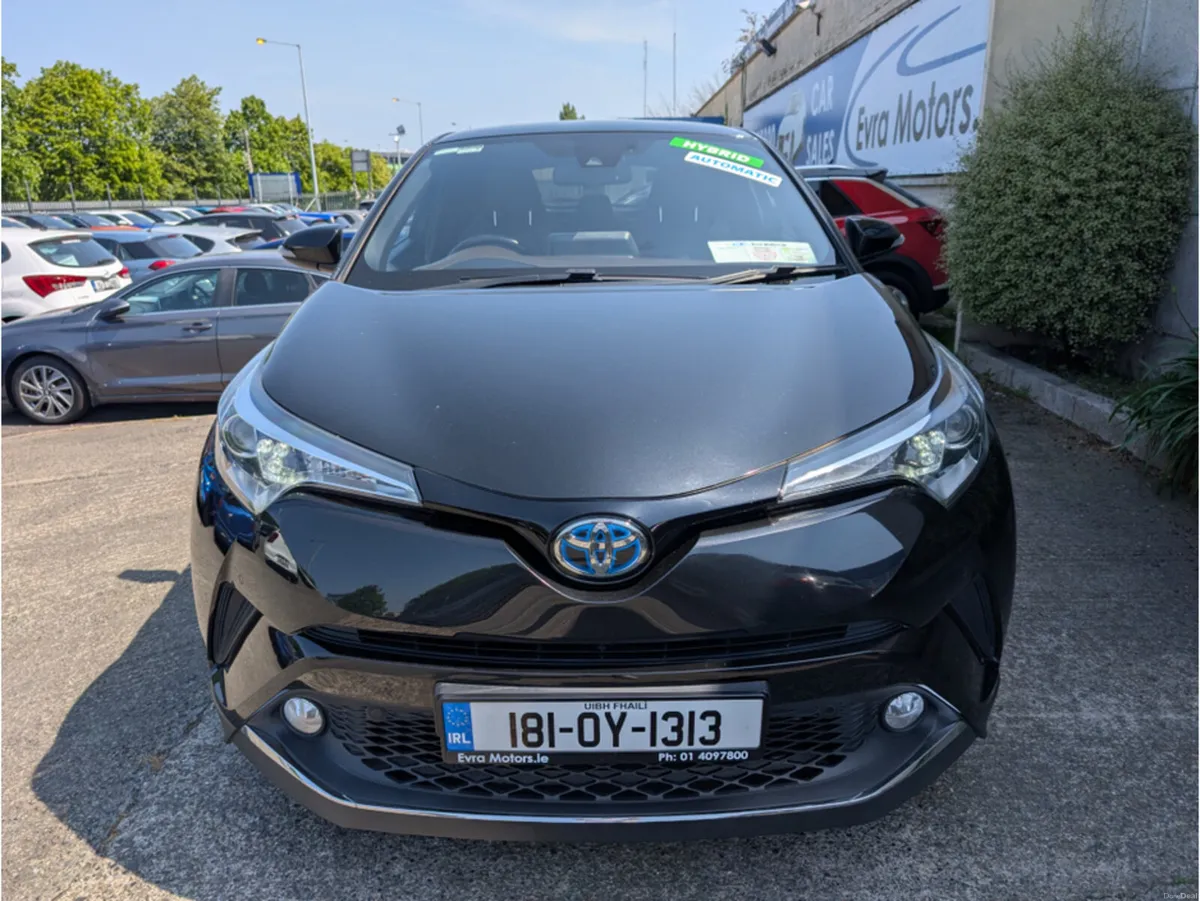 Toyota C-HR SOL HYBRID AUTOMATIC 1.8 PETROL //HALF - Image 2