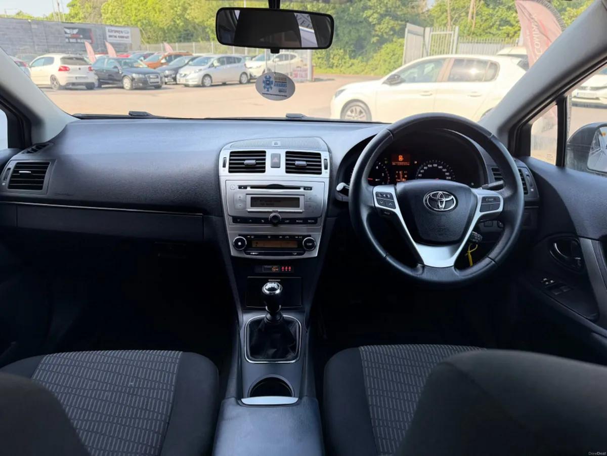 Toyota Avensis 2.0 D-4D AURA 5DR - LOW KMS - Image 3