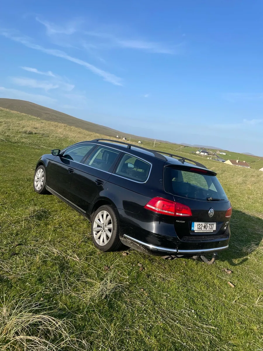 Volkswagen Passat - Image 2