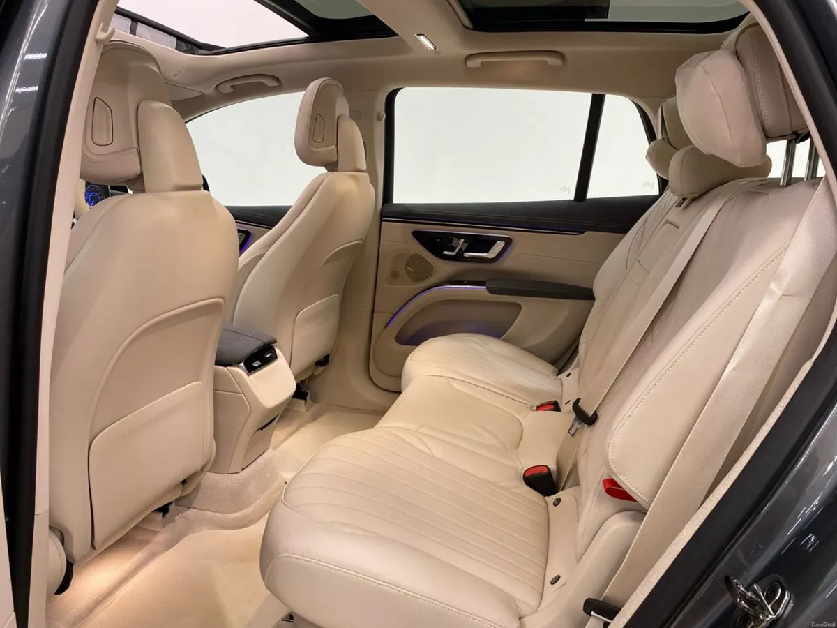 Mercedes-Benz EQS EQS SUV 450+ AMG Line Exterior - Image 4