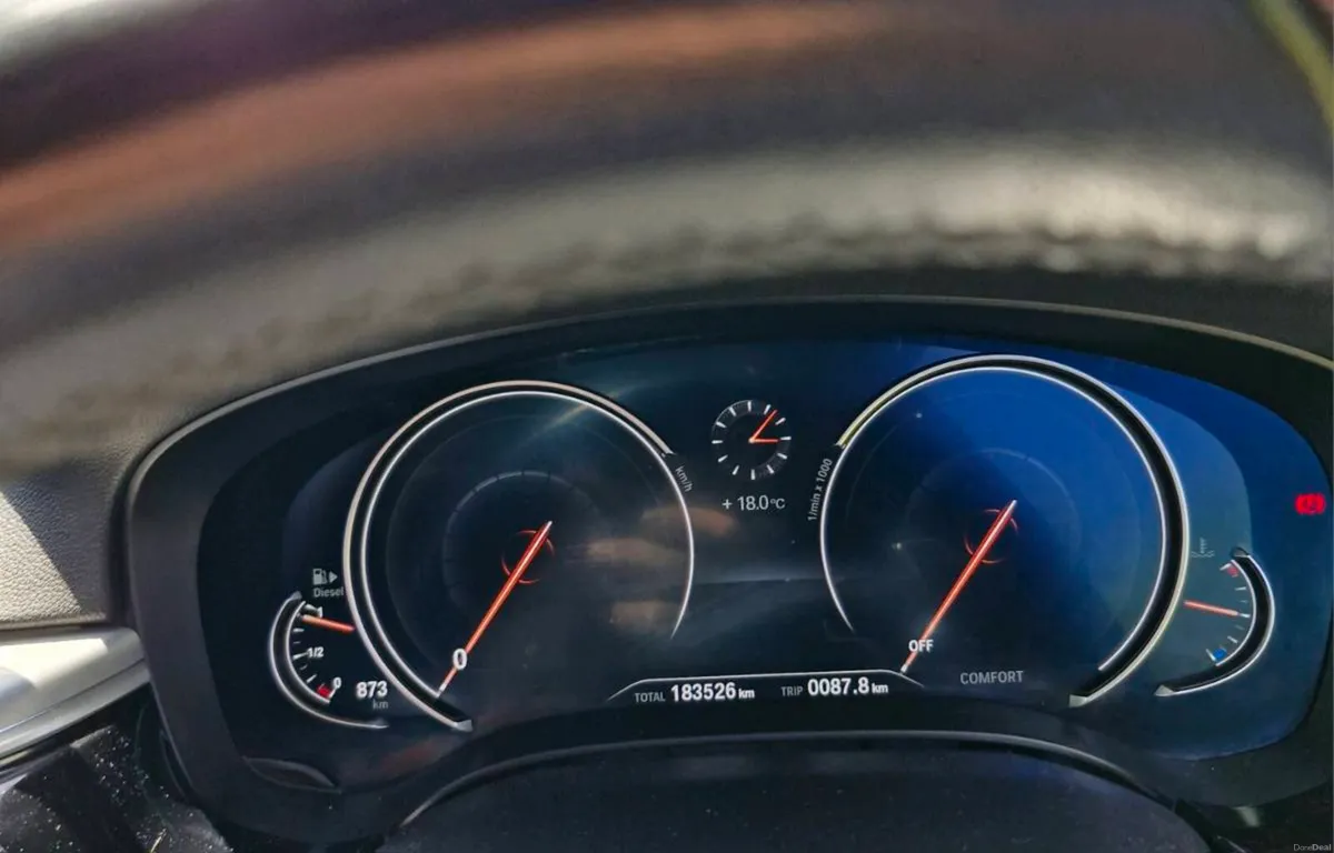 BMW 5 Series 520d G30 Auto - Image 4