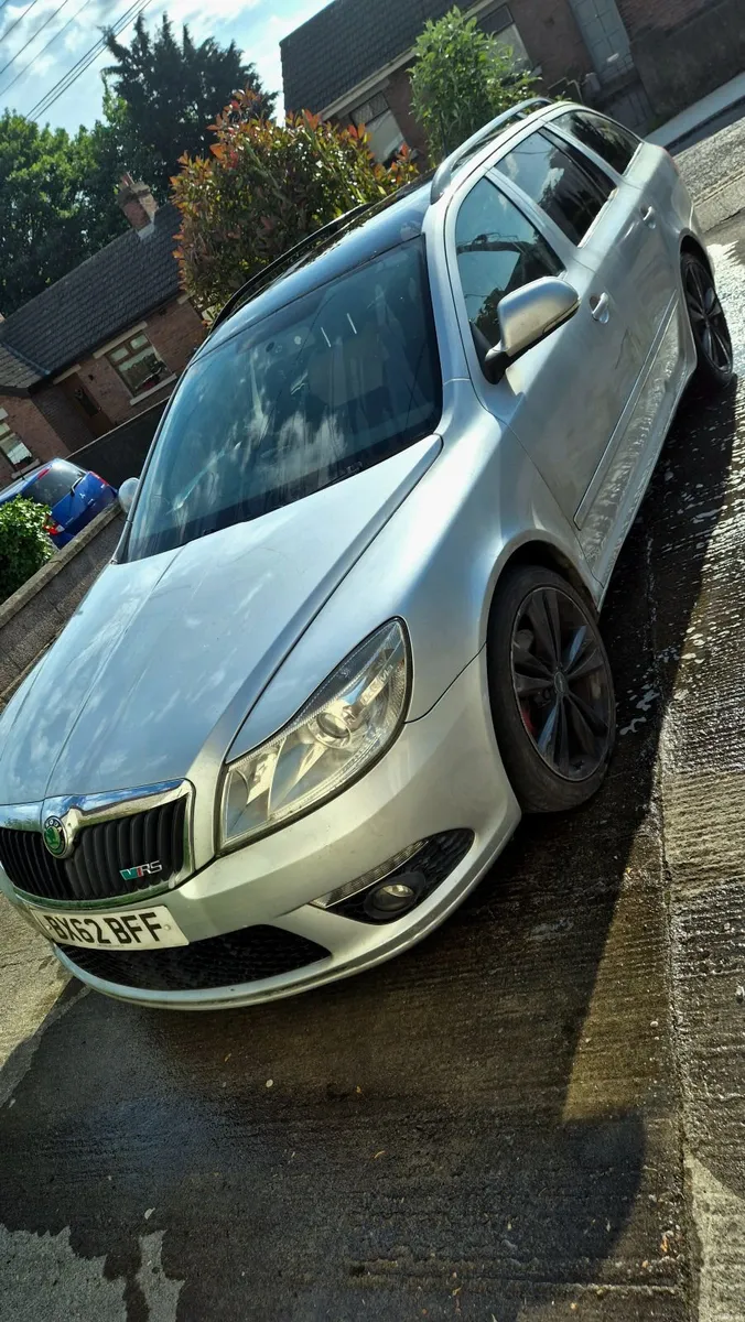 Skoda Octavia 2012 vrs sport 2L AUTOMATIC - Image 1